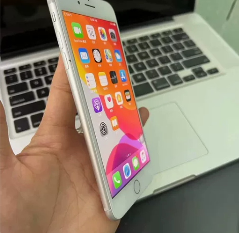 苹果8plus 国行无锁64G 学生党备用...