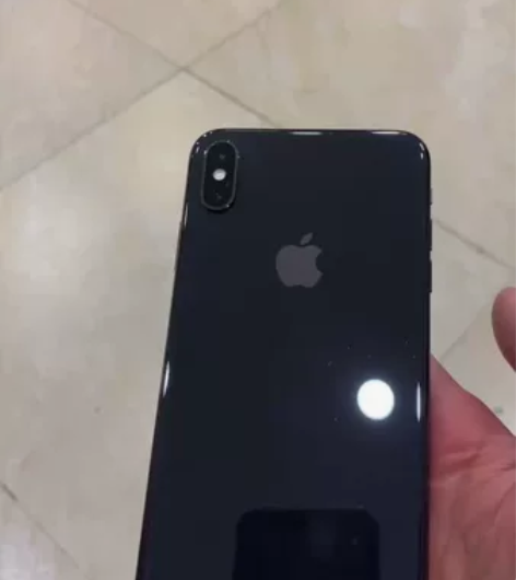 美版X SMax换了新屏幕256G女生自用...