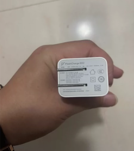 vivo x fold自带原装充电器加线一...