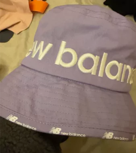 新百伦渔夫帽  全新没有吊牌  我在商场打...