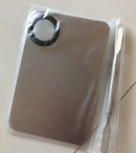 化妆调色盘 全新没用过 感兴趣的话点“我想...
