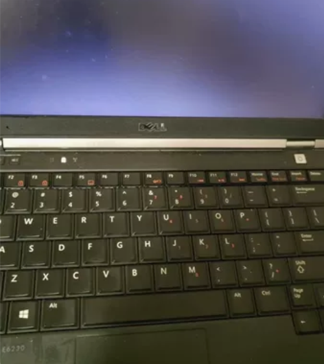 出戴尔笔记本e6230之前也是闲鱼淘的，显...