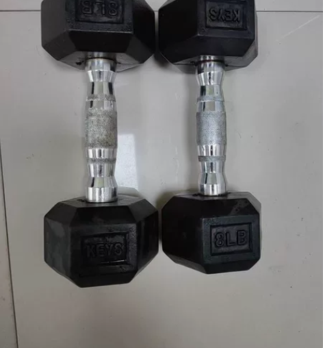 99新包胶8公斤哑铃两只，总重16斤 50...