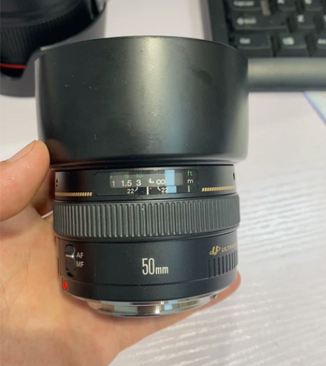 佳能50定焦镜头。全新, 感兴趣的话点“我...