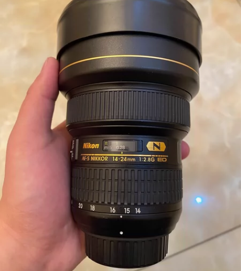 尼康14-24 f2.8 ED镜头，金广角...