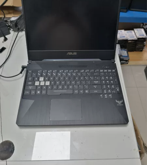 华硕飞行堡垒 FX95D 锐龙R7三代标压...