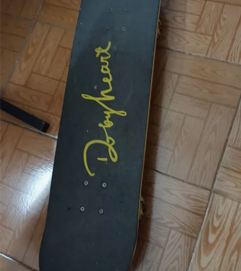 闲置的dbh滑板 可小刀轻微使用痕迹dbh...