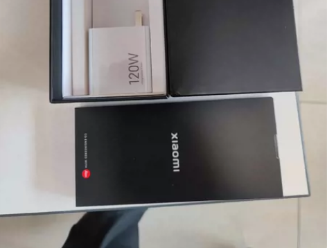 小米13pro黑色。样机在保到今年11月。...