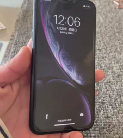 苹果xr 国行64G。纯原。不漏气。电池...