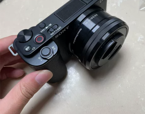 索尼（SONY）ZV-E10L Vlog微...