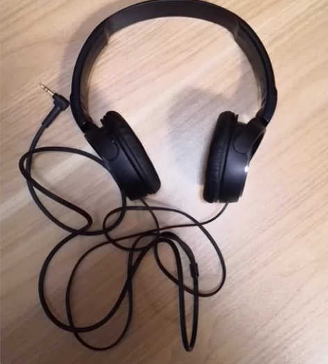 索尼耳机Sony mdr-zx310 很少...