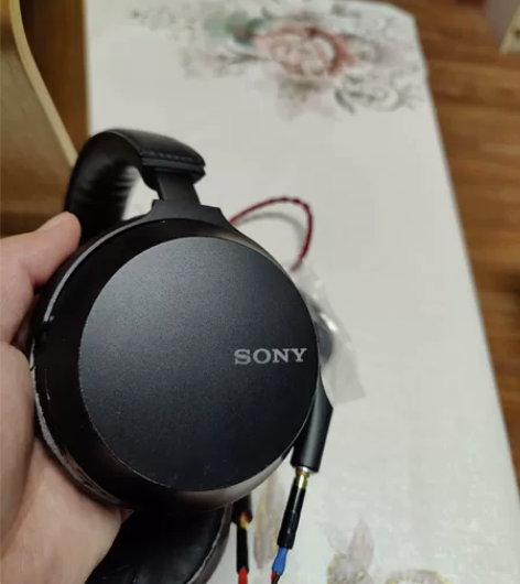 sony mdr-z7m2,成色如图,功能...