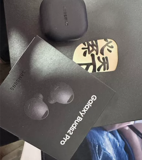 三星Buds2Pro，9999新，黑色百搭...