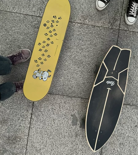 极限公社 滑板 青春少年初学者 沸点双翘滑...