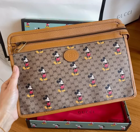 正品全新gucci大号手拿包 米奇联名系列...