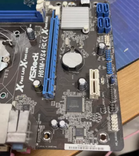 华擎H61M-VS4主板,赠送一颗1610...