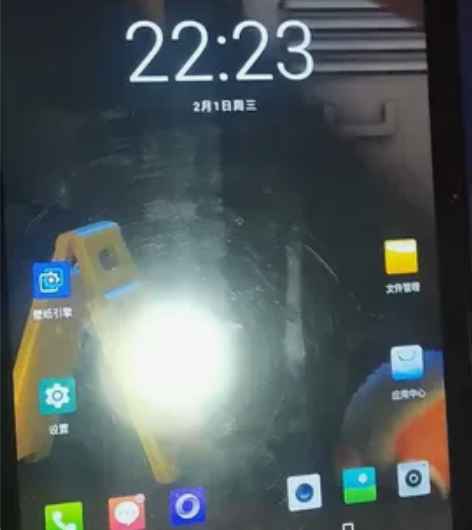 荣耀侍卫，单平板加充电线送一个皮套，个人卖...