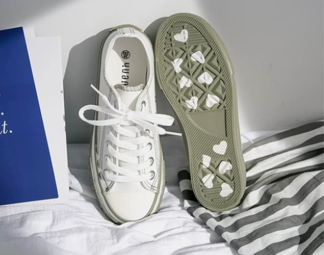 春款春季新款学生港风帆布鞋女小白鞋2021...