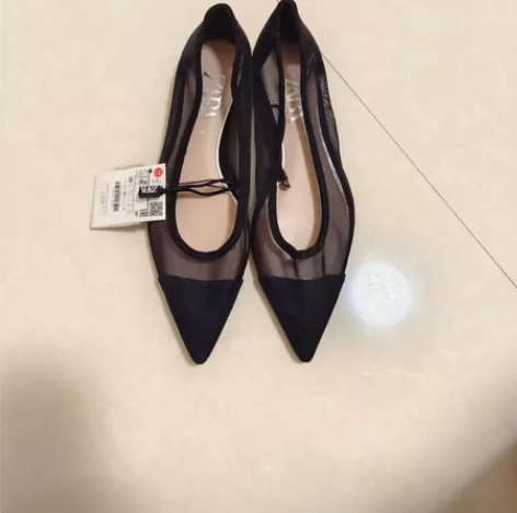 zara夏季网纱透气尖头平跟平底小猫跟单鞋...