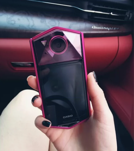 卡西欧tr600,保护的很新,可以说是10...