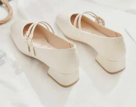 方头单鞋女粗跟2021春季新款晚晚风温柔鞋...