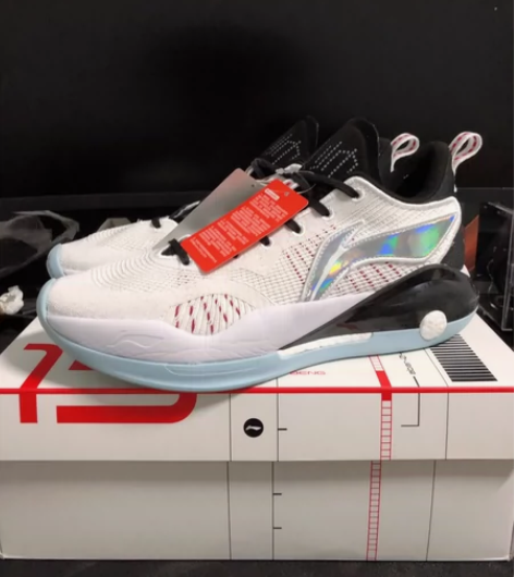 李宁驭帅15V2 黑白42码   有原盒 ...