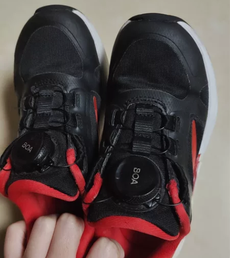 斐乐运动鞋四季款，适合胖脚丫12c，今年新...