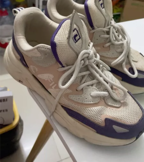 斐乐老爹鞋36.5码，平时穿37码的也可以...