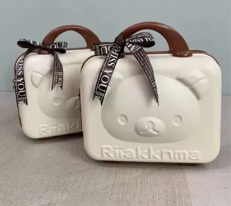 清仓年会礼品，还有十几个，现处理14寸卡通...