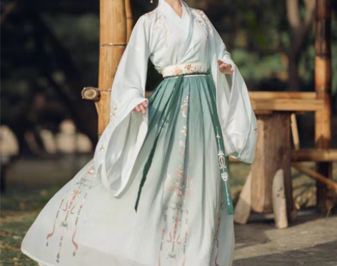 包邮特价清仓【归辞】远山娥黛原创汉服女正品...