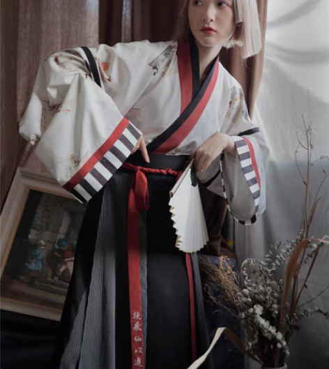 包邮出九成新s码织羽集家晋制汉服 汉服太多...