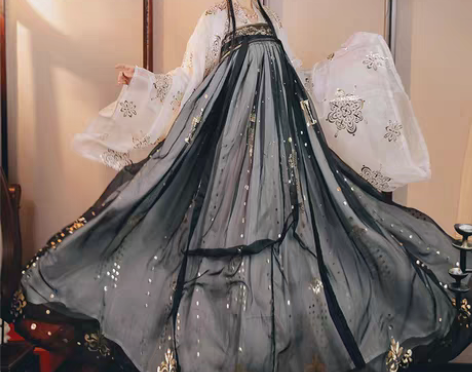 转卖【风尚价】裳云兮正品原创汉服女【玉笼春...