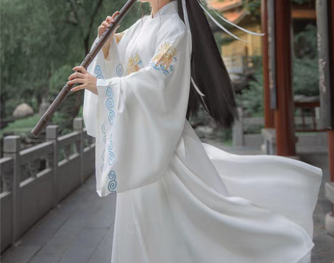 转卖九曲阑珊原创墨麒麟宋制圆领袍绣花汉服男...