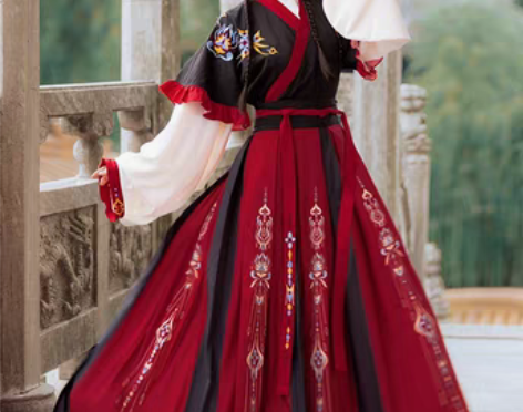 转卖原创芙蕖汉服女秋冬襦裙重工刺绣齐腰破裙...