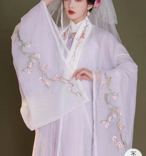 包邮五五年原创汉服，年后发货，紫色内挂一件...