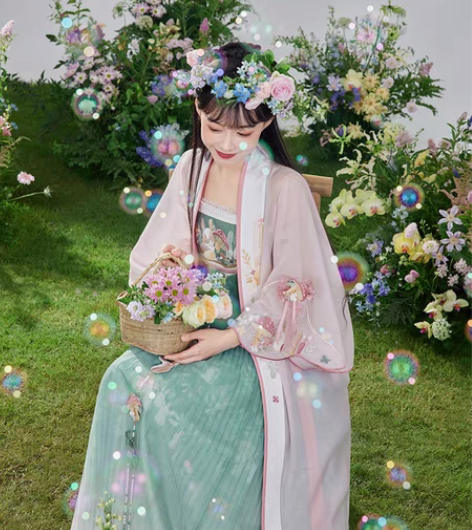 包邮长期接七月夕代拍七月夕汉服原创 兔兔蘑...