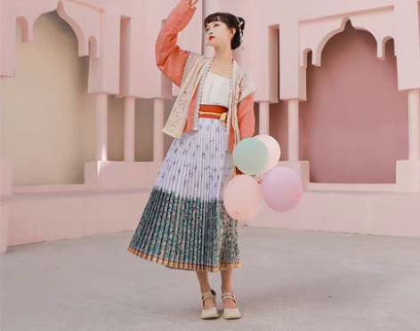 转卖七月夕 郁蓝迷蝶 无袖背心直领对襟短衫...