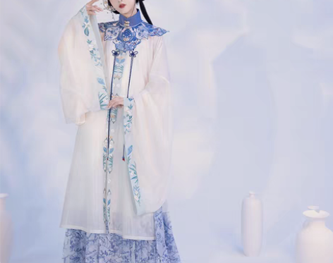 转卖七月夕 蓝卉 原创明制对襟长衫印花马面...