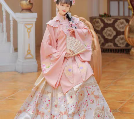 包邮汉旭【鹿迎媄玥】明制汉服云肩织金妆花马...