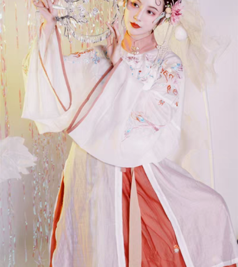 /汉服出租/昭君辞 凤鸣 黎落阁 明制立...