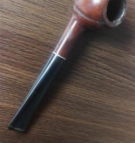 包邮美国佬石楠木烟斗。长约15公分。使用过...