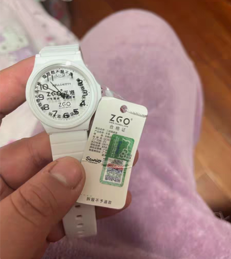 正港ZGO手表 全新 保真 朋友送的 因为...