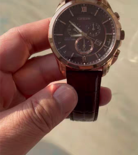 包邮西铁城官方正品中国红皮带光动能手表BL...