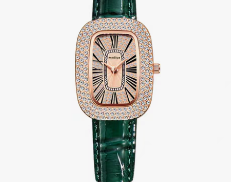 转卖DZG英国2023小绿表鸽子蛋皮带手表...