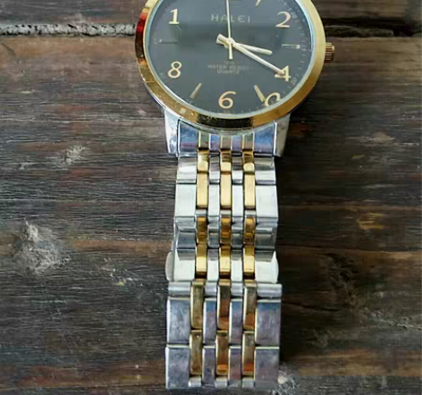 出一块手表 会修的打开修一下￥40?5人想要