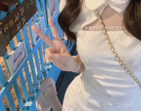 转卖Lily Rosemary/纯白嗲嗲芭...