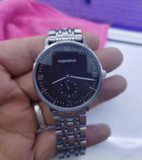 包邮全自动机械表一块，走时准，品相看图，看...