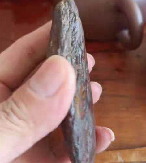 石器时代石斧，河磨玉，有皮有肉形状规整，中...