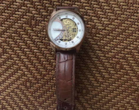 包邮雷诺情侣手表 心形 只剩女表 自用 有...