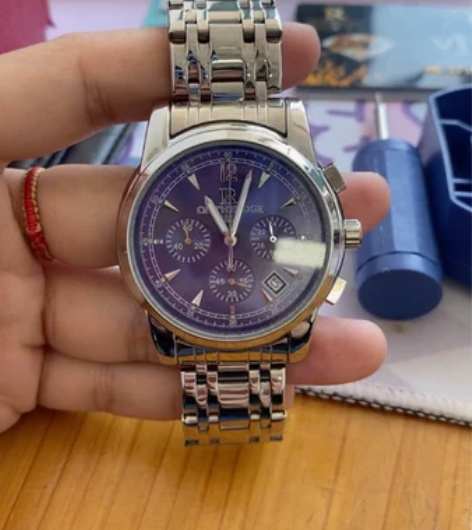 包邮瑞之缘男士手表99新，送皮带工具电池等...